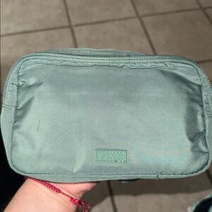 Vs pink fanny pack